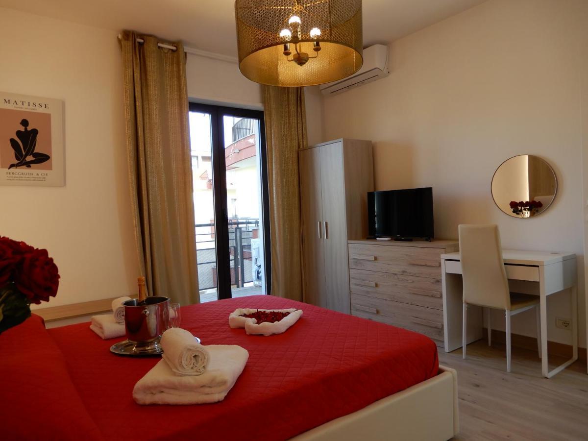 Caserta Royale Suite Exterior foto